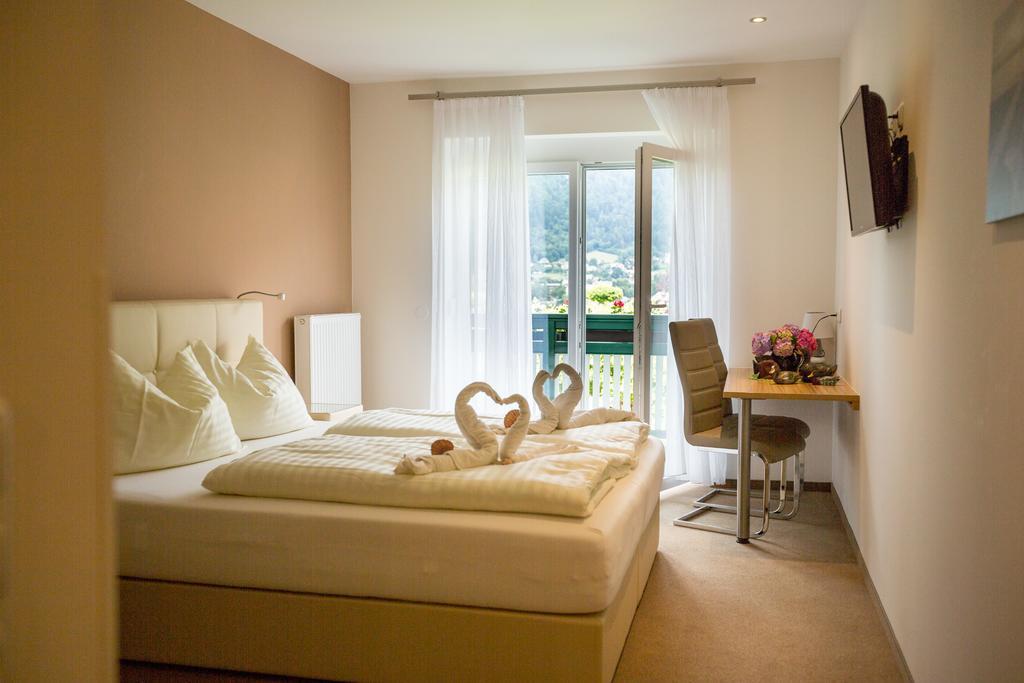 Gaestehaus Krappinger/Pizzeria Mamma Mia Ossiach Kültér fotó