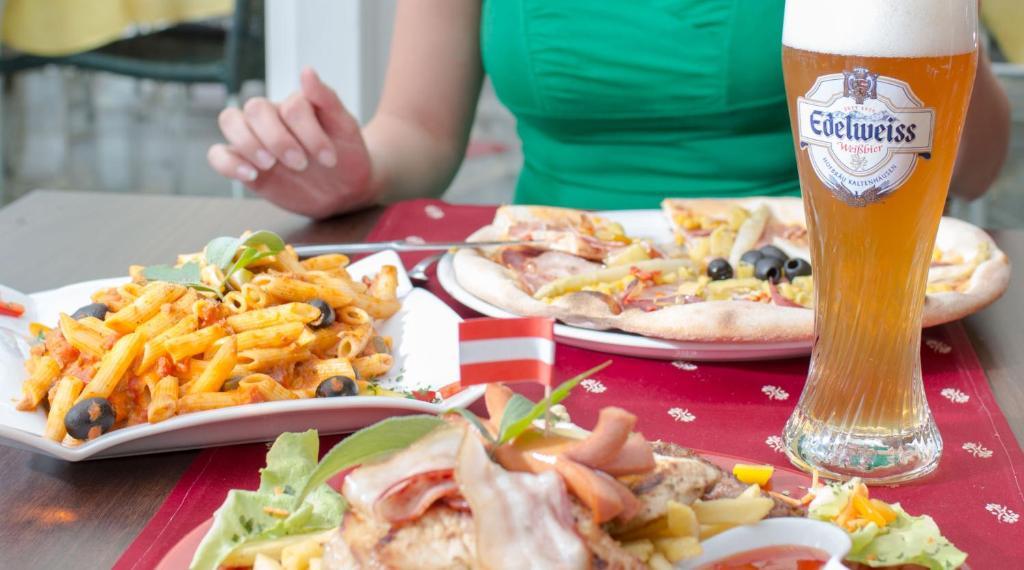 Gaestehaus Krappinger/Pizzeria Mamma Mia Ossiach Kültér fotó