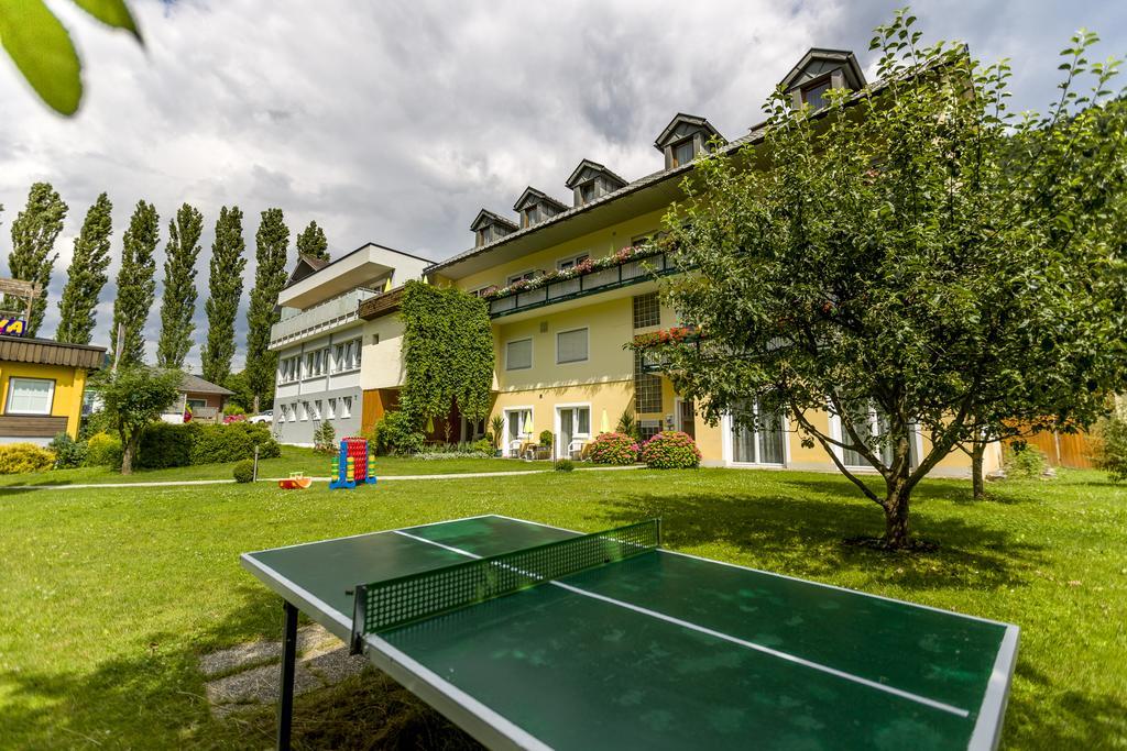 Gaestehaus Krappinger/Pizzeria Mamma Mia Ossiach Kültér fotó